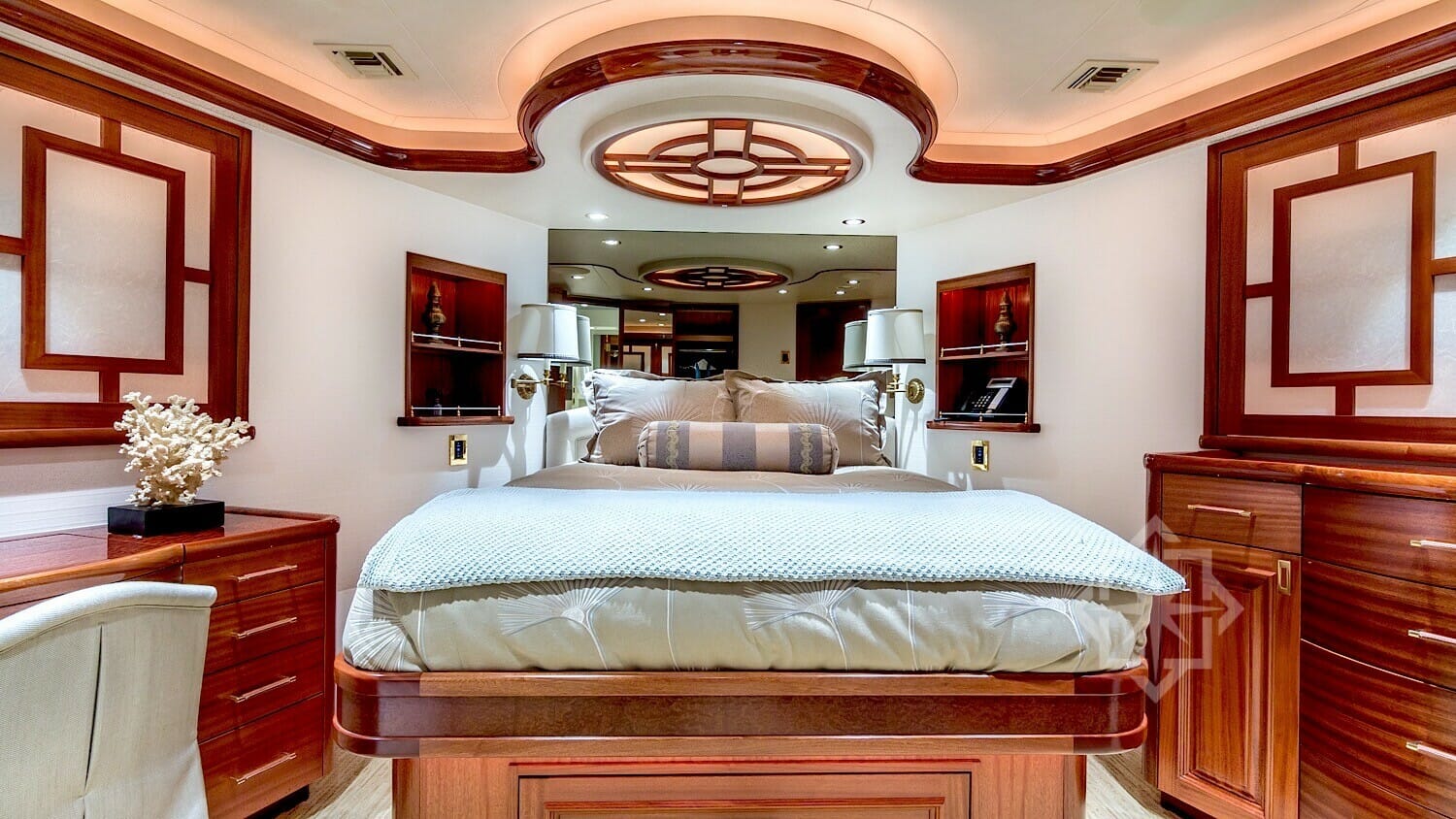 112 Westport-Stateroom