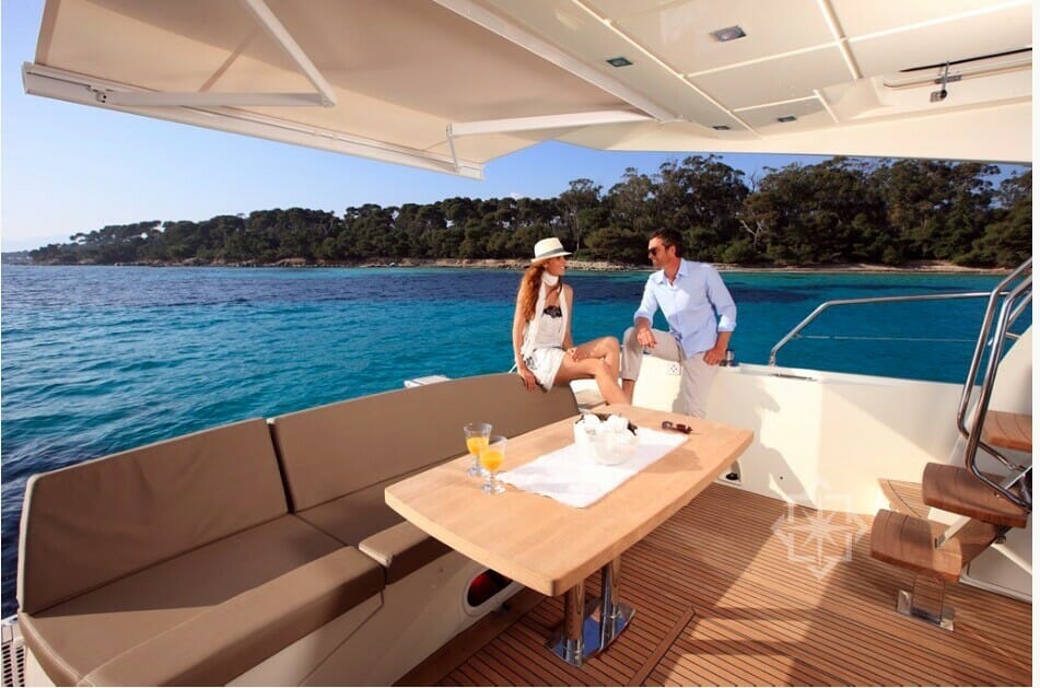 boat rental miami Starlux Yachts 55 Prestige ext 2