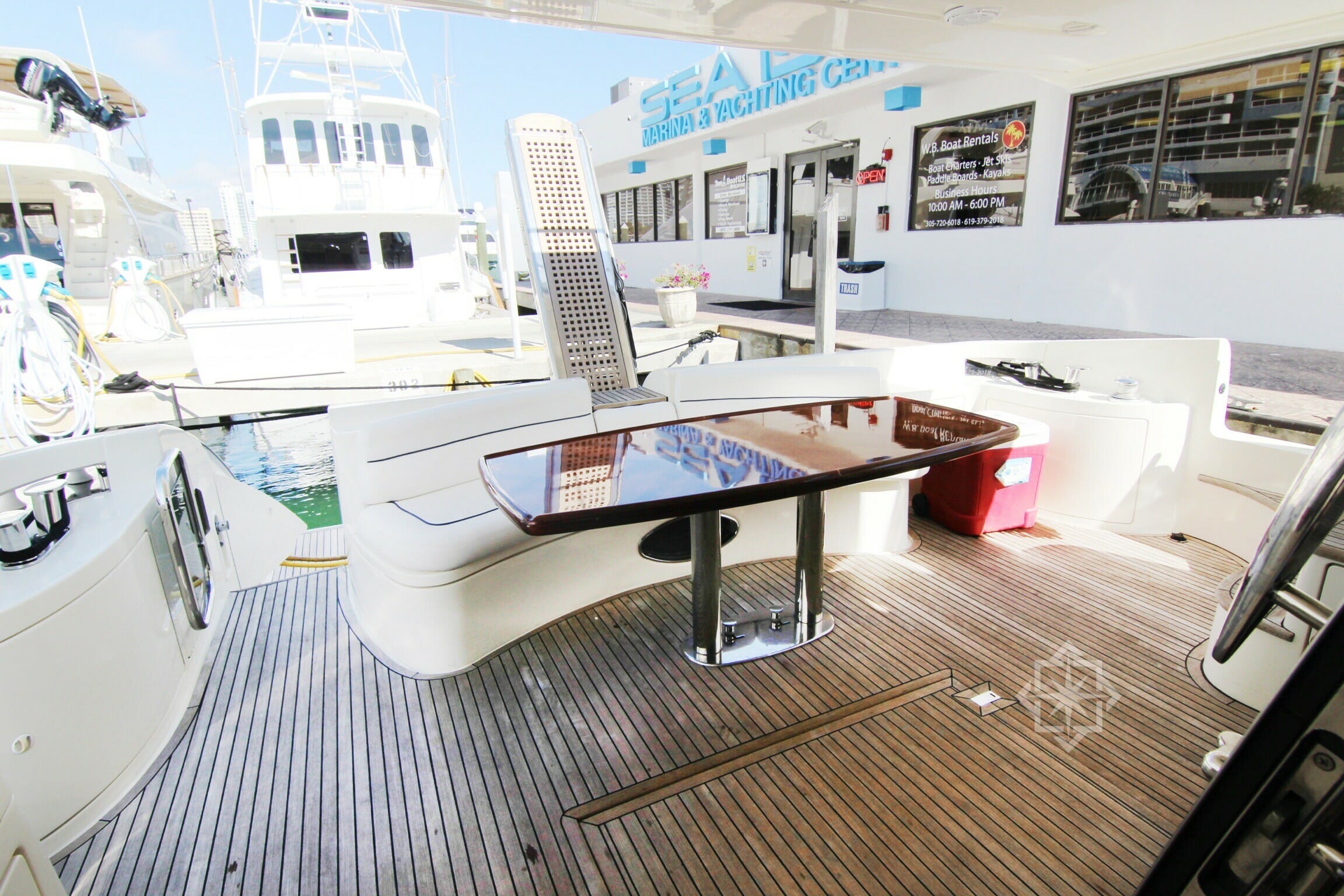 boat rental miami Starlux Yachts 62 Azimut