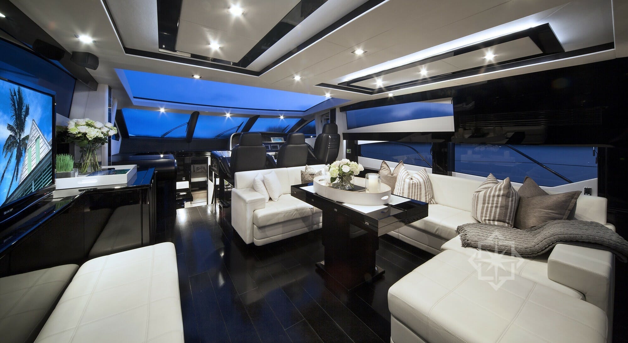 74' Sunseeker salon